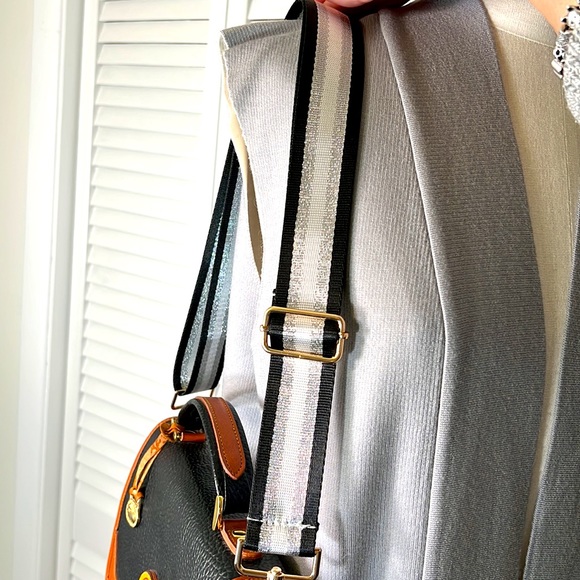 EXTENDABLE SHOULDER/CROSSBODY STRAP - Picture 2 of 7
